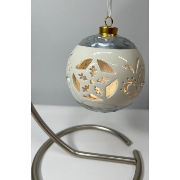 Elegant Ceramic & Metal Stand With Hanging Ornament With Intricate Cut-Out Desig - Picture 2 of 4